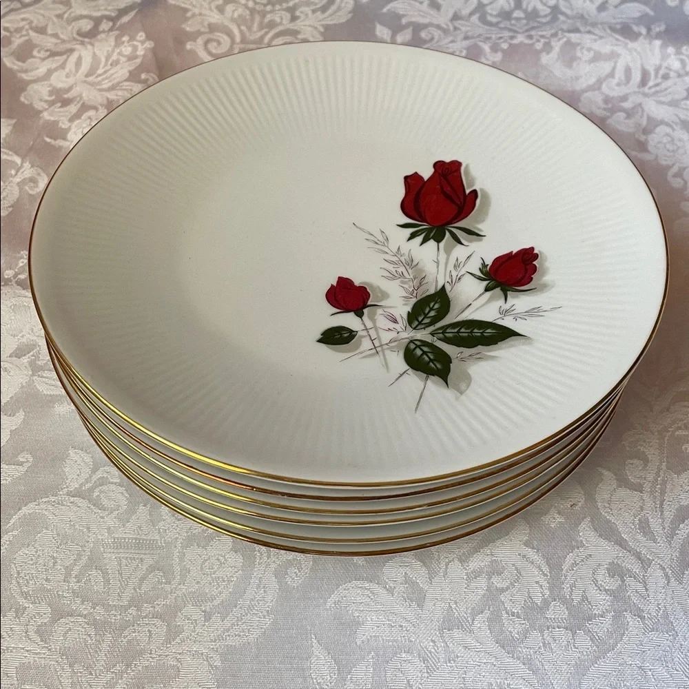 NIB Elegant Mitterteich Bavaria Carmen Floral fine porcelain Dinnerware Set. - Picture 2 of 10